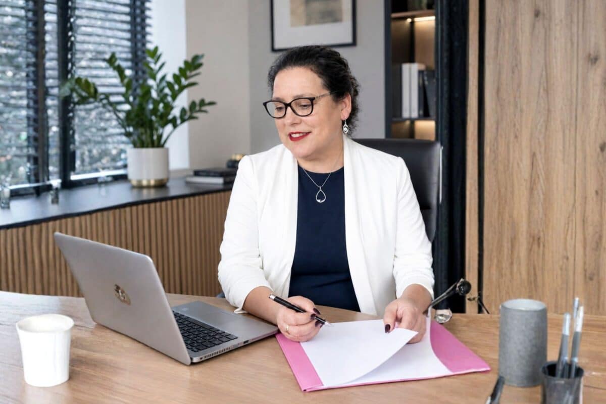 Anna Soszyńska, kontakt w sprawie sprzedaży mieszkania lub domu